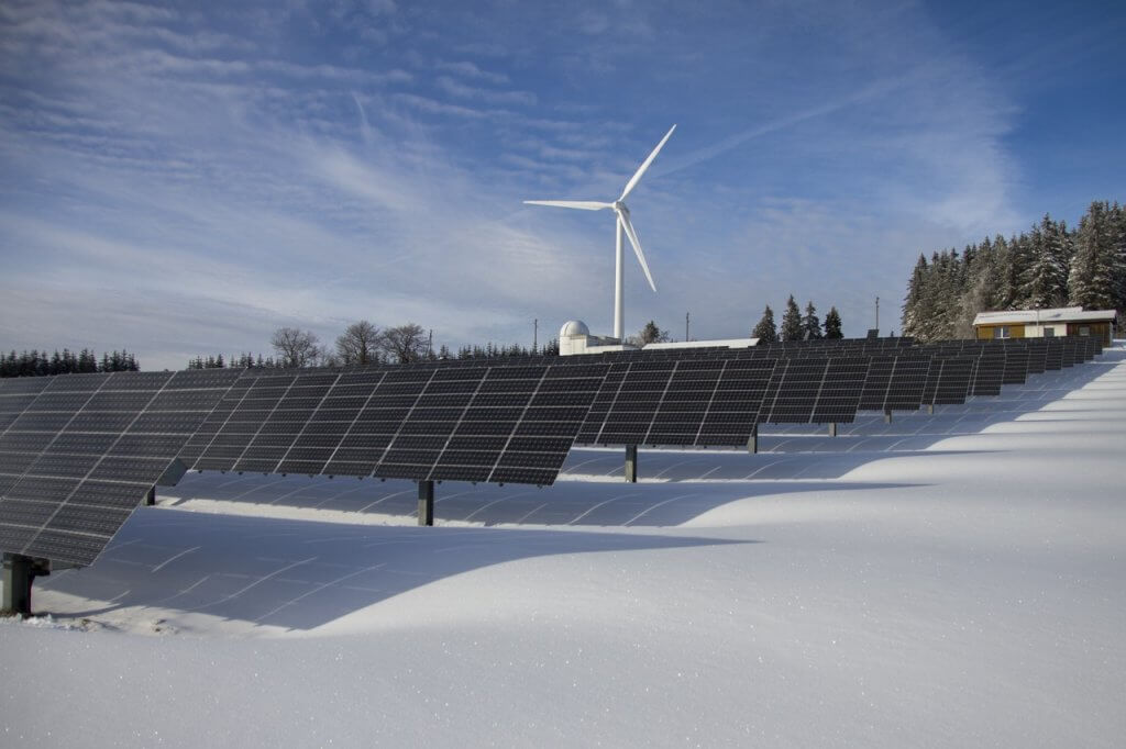 Redox-Flow-Batterien finden derzeit in Solar- und Windparks ihre Anwendung