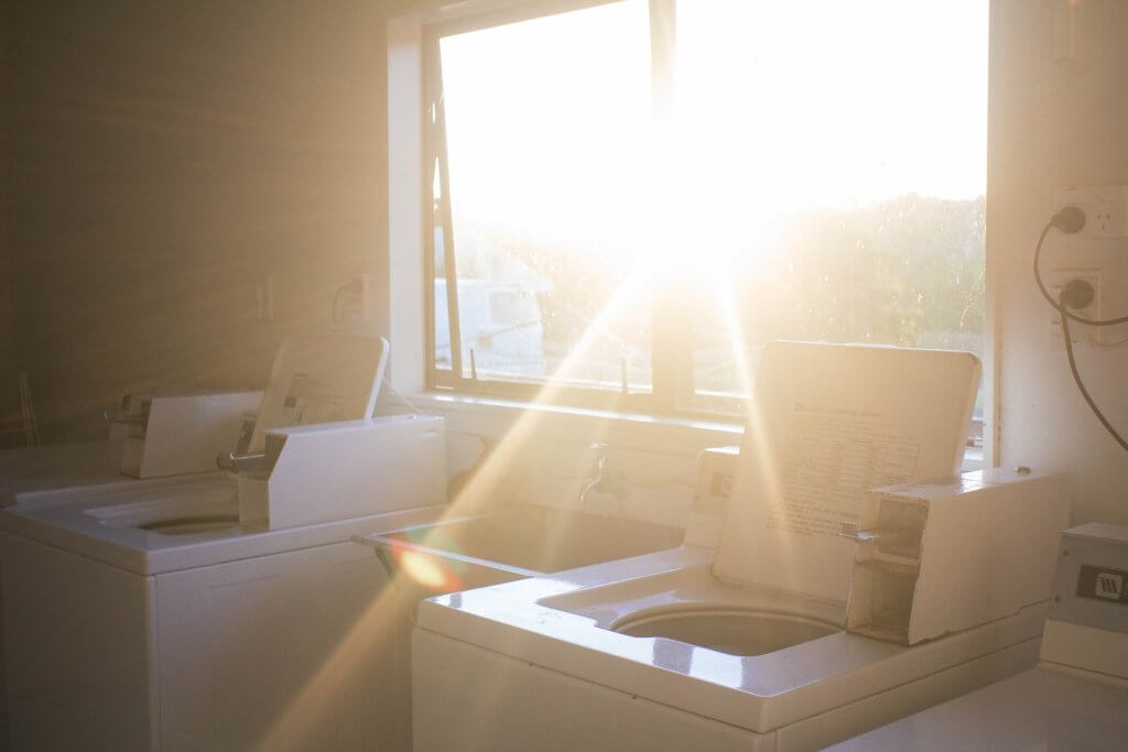 Solarenergie für die Waschmaschine nutzen, um Eigenbedarf zu erhöhen. 